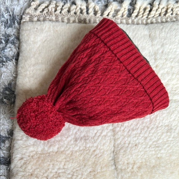 Red Cable Knit KINROSS CASHMERE Pom-Pom Beanie main image 11